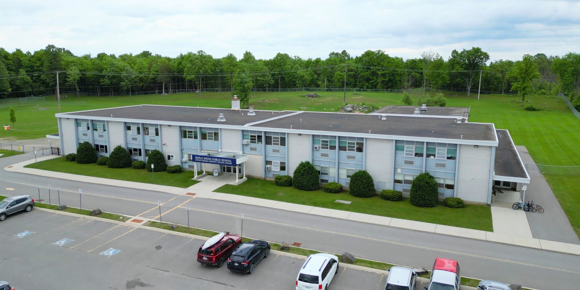 Home Maple Grove Public School